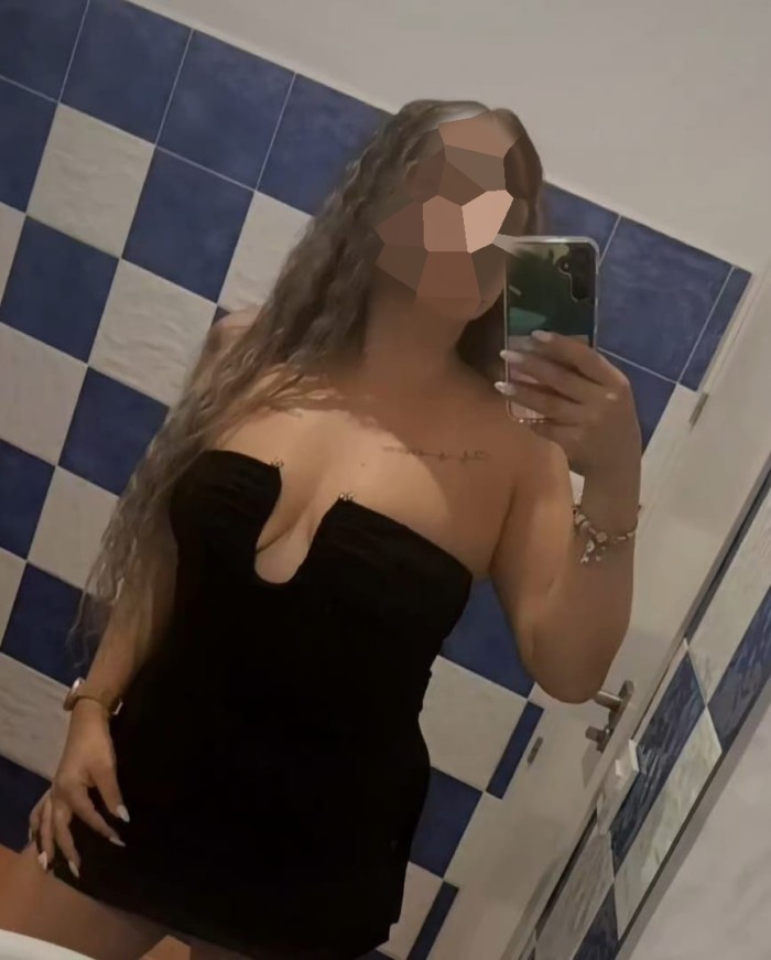 SOY UNA JOVENCITA MUY FIESTERA Y CACHONDÍSIMA