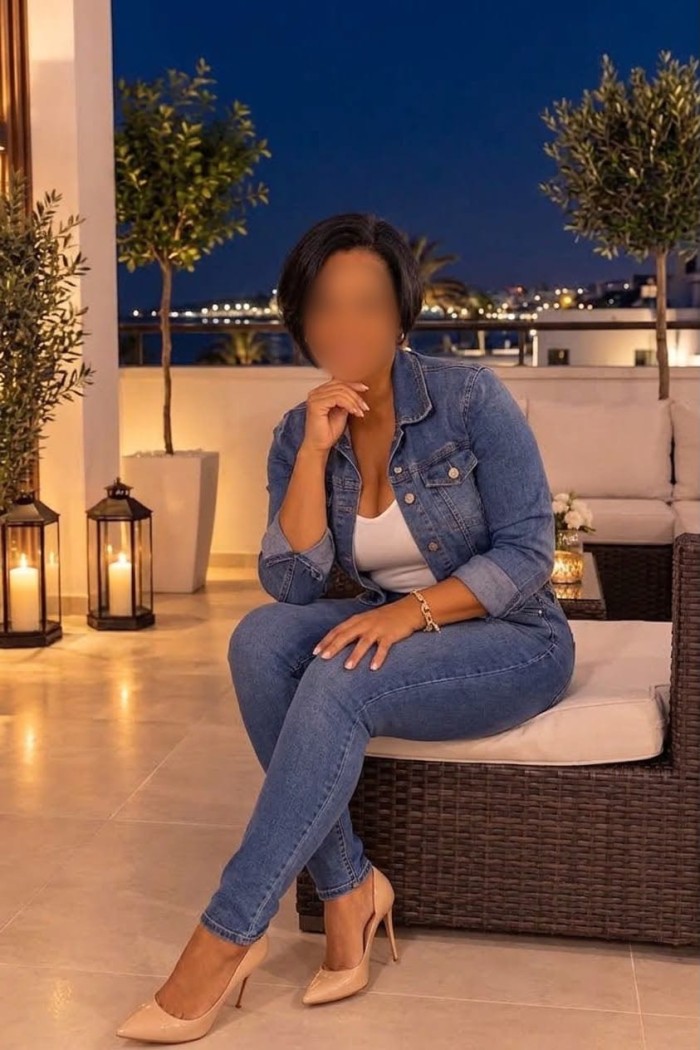 VIOLETA MASAJISTA DE LUJO PARA QUE LA PASES BIEN