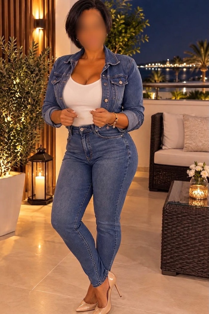 VIOLETA MASAJISTA DE LUJO PARA QUE LA PASES BIEN