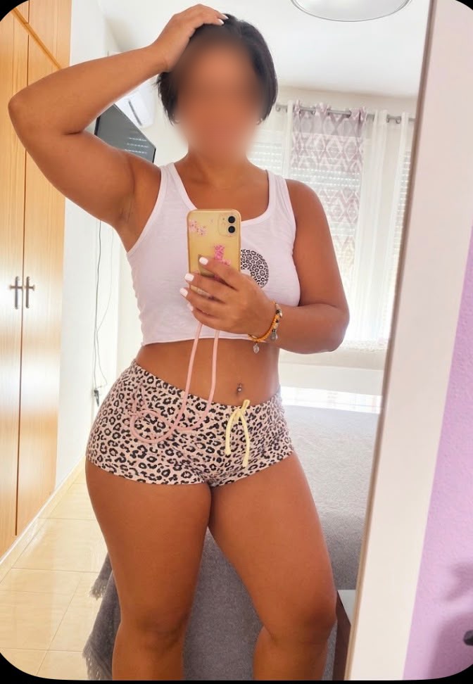VIOLETA MASAJISTA DE LUJO PARA QUE LA PASES BIEN