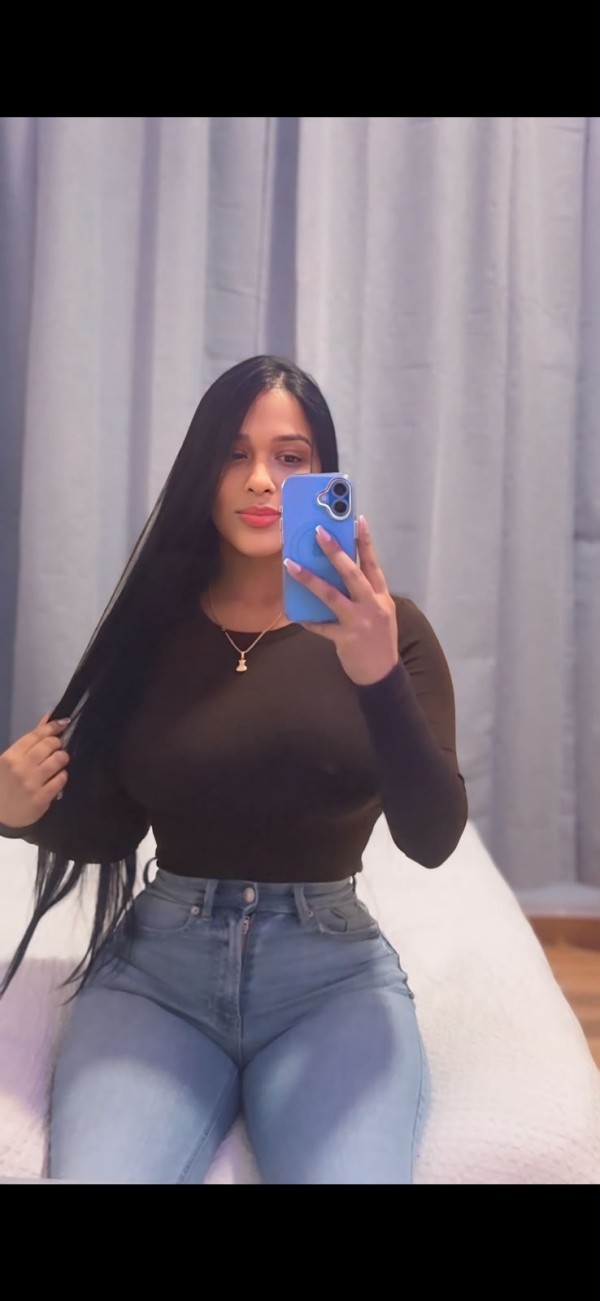 PRECIOSA VENEZOLANA  SHANTAL NOVEDAD — 24h– PARALELO, EIXAMPLE