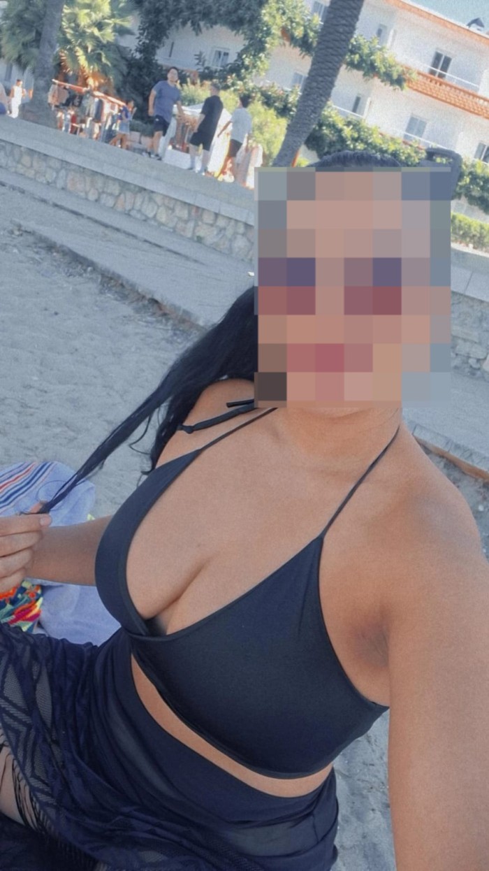 EN IBIZA FIGUERETAS BOMBA DE SEXO FIESTA ESCORT