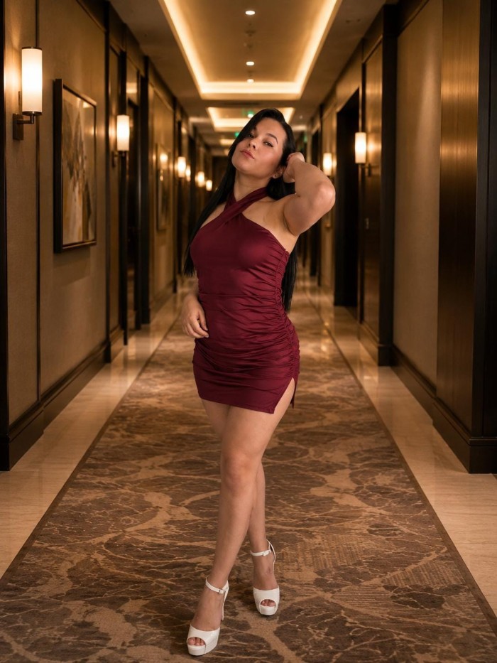 TRANS CON BUENA POLLA MUY LECHERA