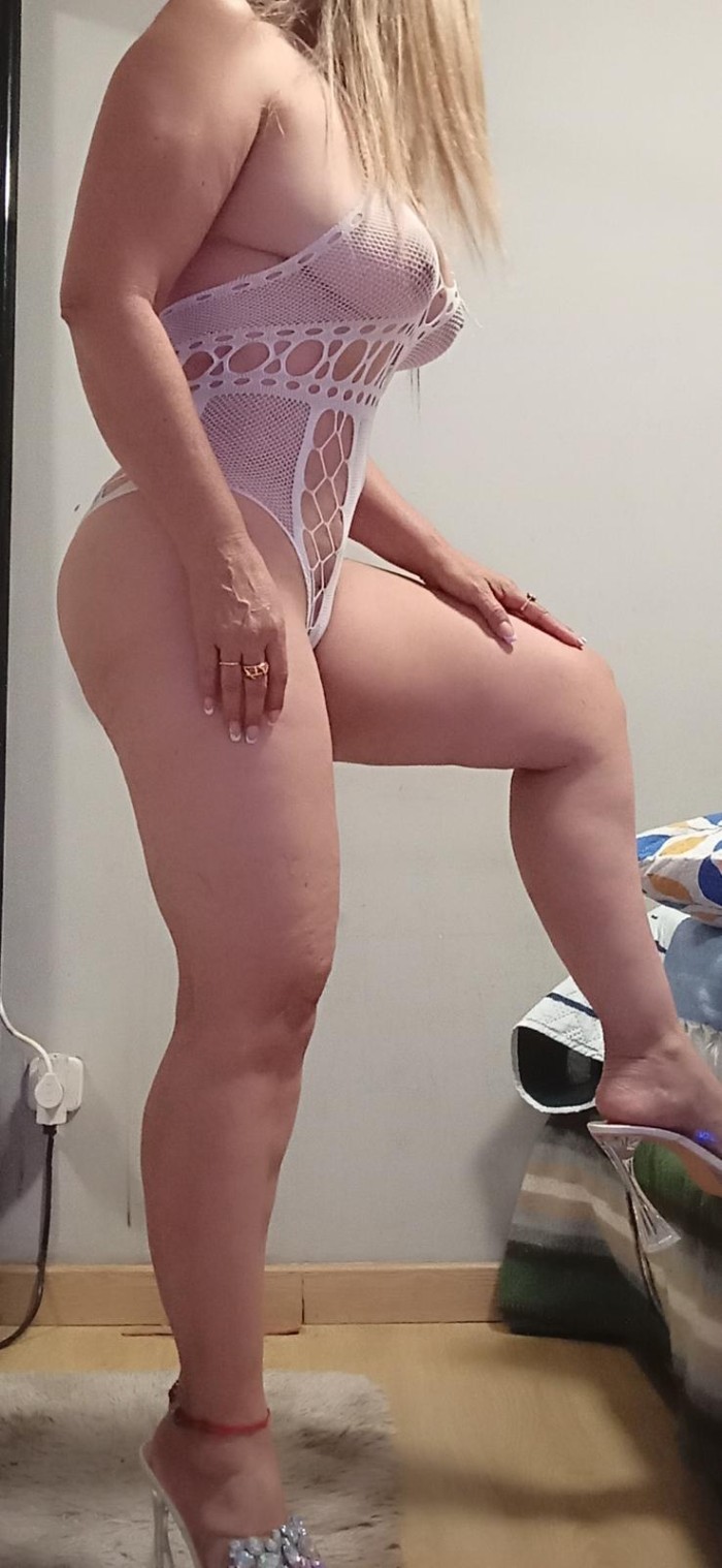 EN ARANJUEZ SEXO LUJURIA ARDIENTE DESEOSA DE SEXO