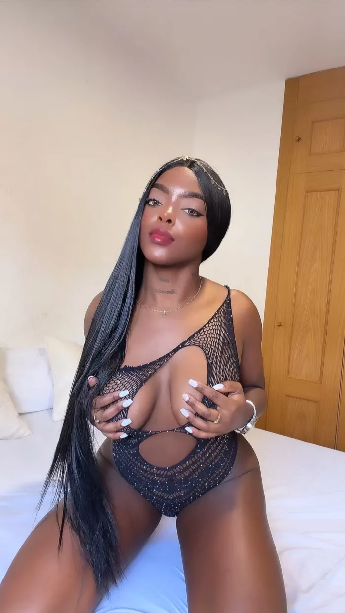 Bonita escort de lujo super cachonda NOVEDAD