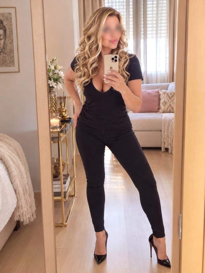 667480281 Martina  Encanto Que Seduce
