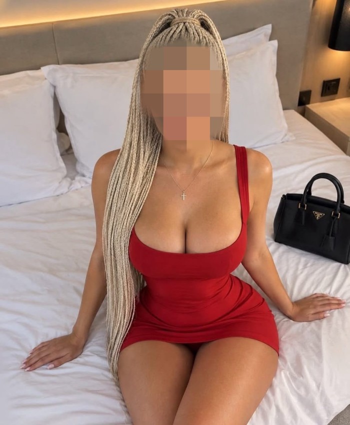 RUBIA ESPECTACULAR MUY PROVOCATIVA DIOSA DEL SEXO