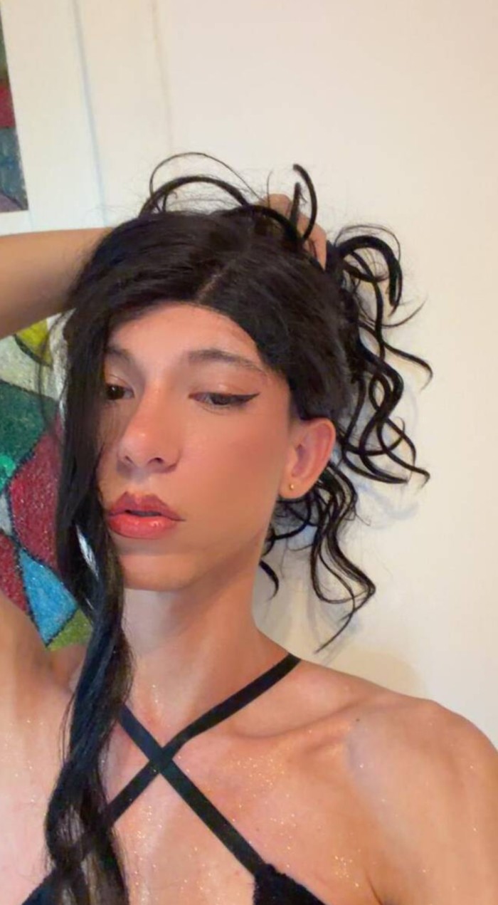ANDREA , NOVEDAD EN TU ZONA VIVETE UNA PORNO