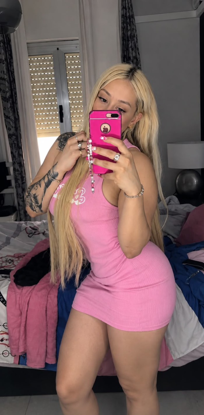 PUTITA FIESTERA CACHONDA TODA UNA BOMBA DE SEXO