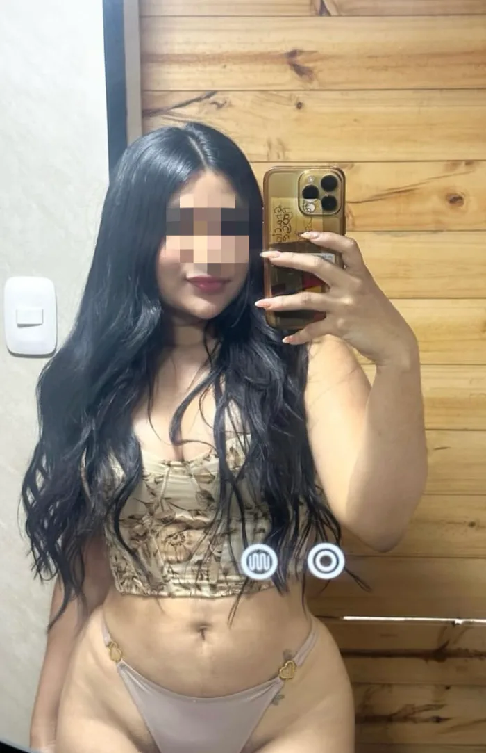 LINA CARIÑOSA BESUCONA COMPLETA MORBOSA WHATSAPP