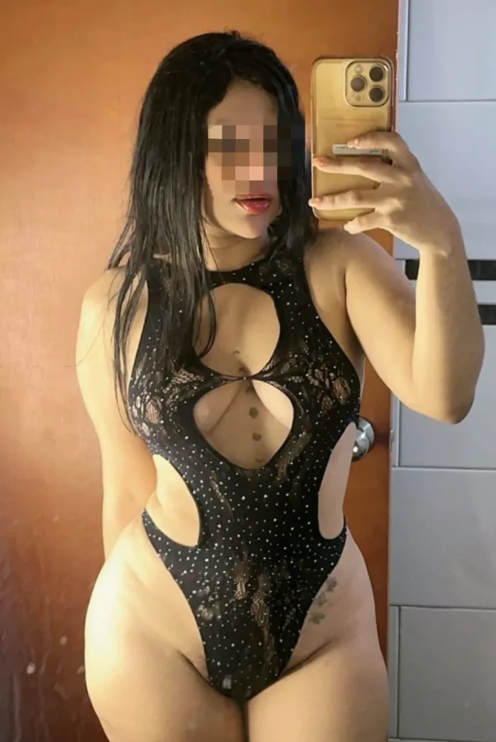LINA CARIÑOSA BESUCONA COMPLETA MORBOSA WHATSAPP
