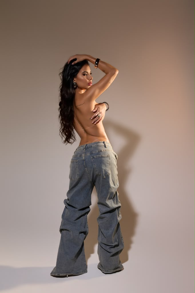 CUERPO DE INFARTO CARA ANGELICAL REINA DEL FRANCES