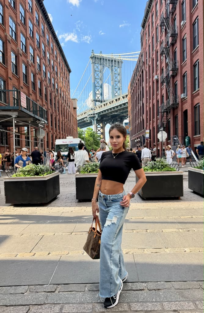 CUERPO DE INFARTO CARA ANGELICAL REINA DEL FRANCES
