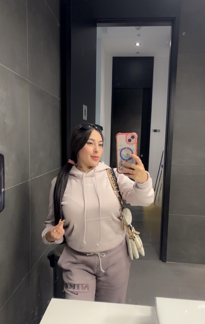 Soy Nicol, colombiana , femenina, sensual y mu