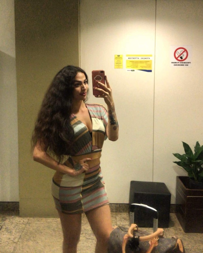¡PRIMERA VEZ EN BCN! TRANS IMPLICADA Y LECHERA
