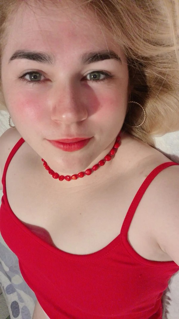 JOVEN DIVINA MORBOSA Y APASIONADA