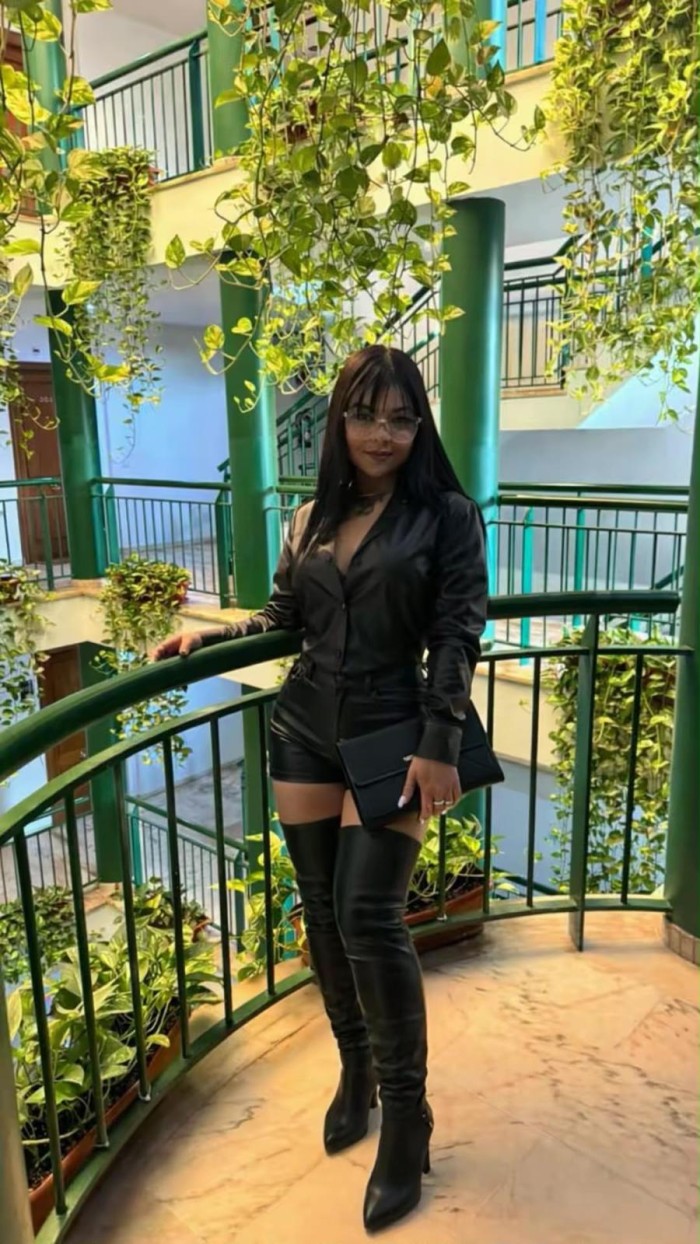 SANADRIA DE BESOS   SERE TU ADICCION SEXO RICO