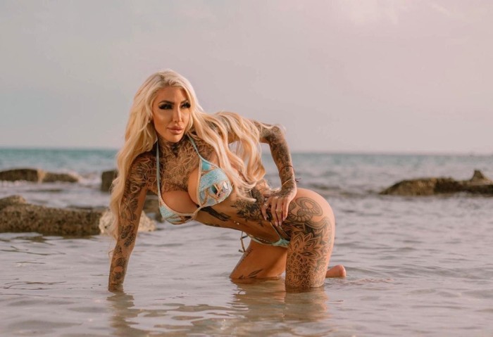 SEXY RUBIA ARGENTINA! LATINA CALIENTE