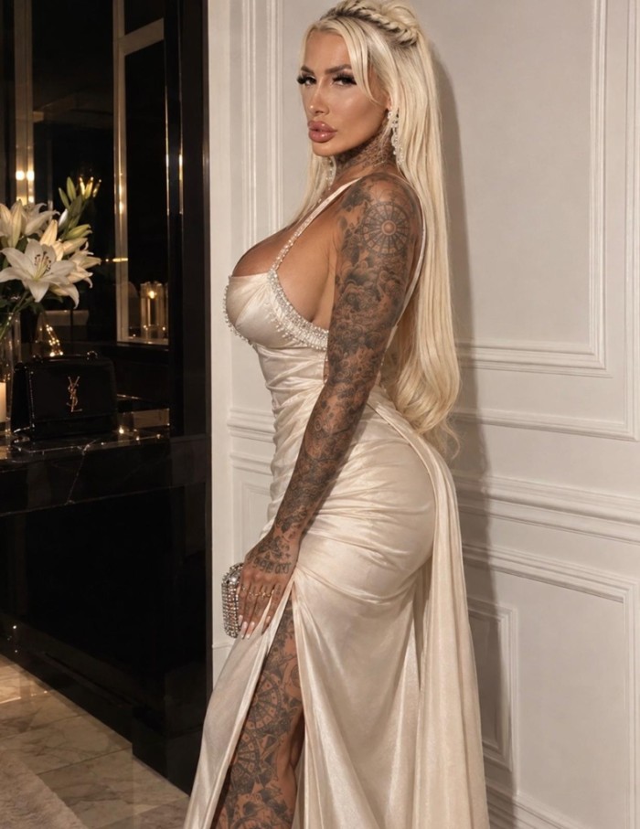 SEXY RUBIA ARGENTINA! LATINA CALIENTE