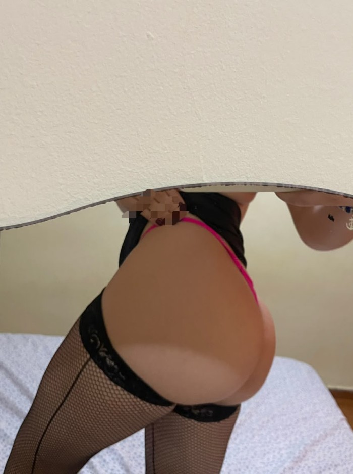Jovencita BRASILEIRA muy viciosa, estoy mojada FOL