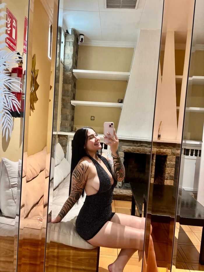 HERMOSA LATINA EN VINAROZ