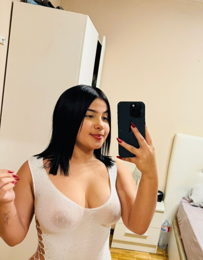 Hermosa Jovencita cachonda No profesional Nobel