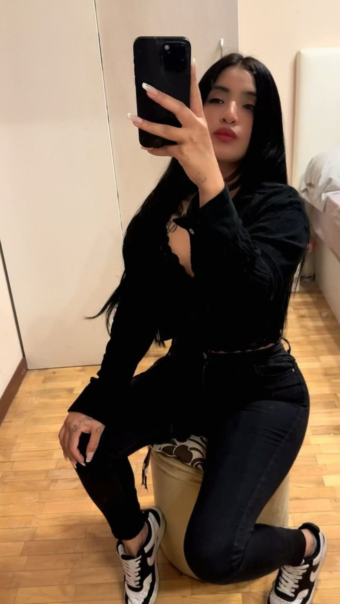 Hermosa Jovencita Madrileña 1ra vez en León