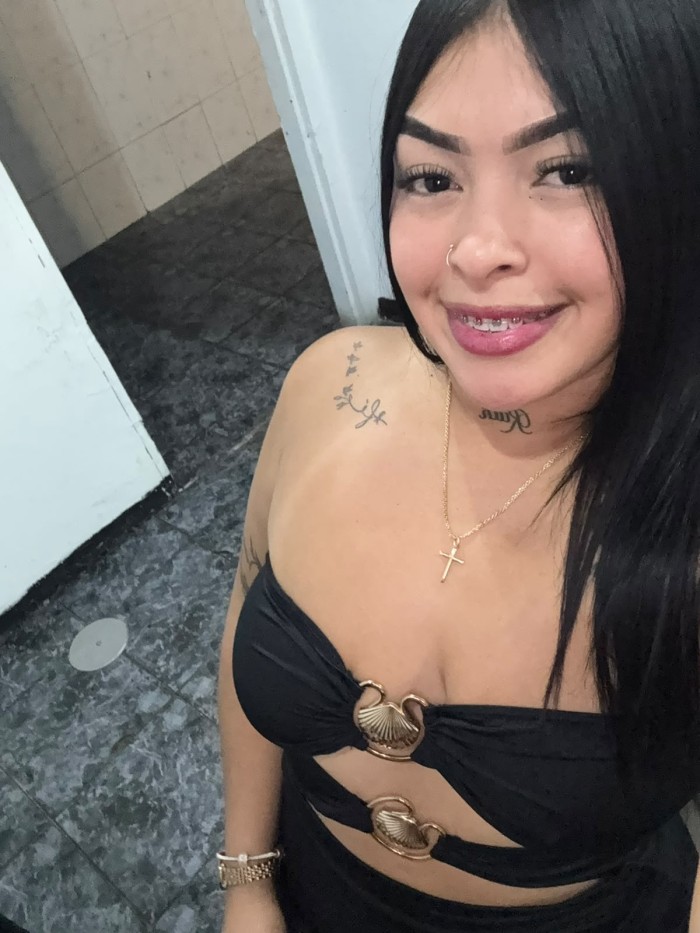SOY BRITHANY, VENEZOLANA RESERVADA Y CALUROSA