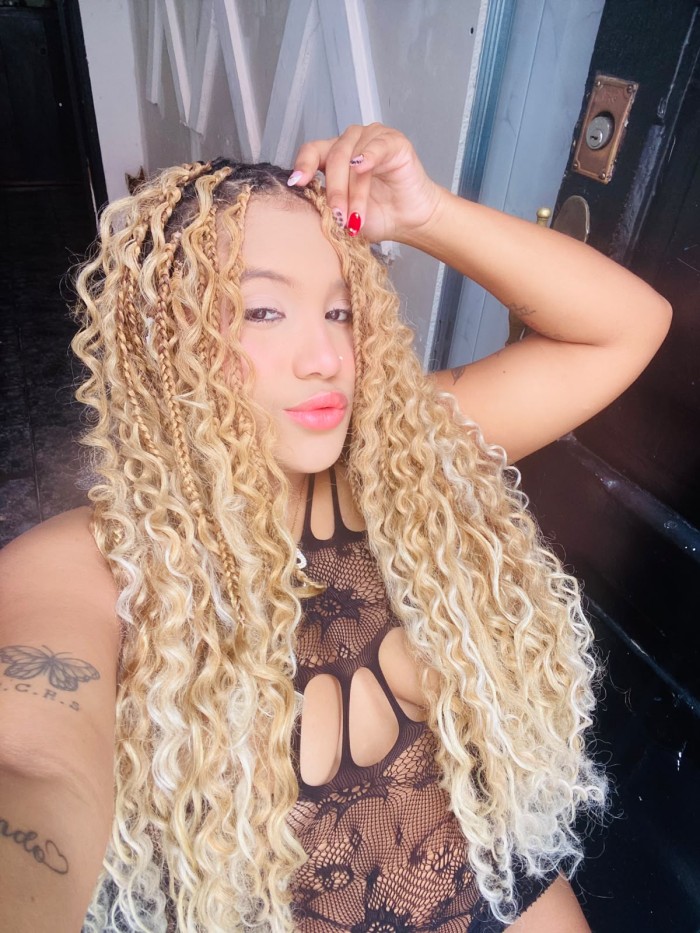 SOY MIA, VENEZOLANA DISCRETA Y ATREVIDA
