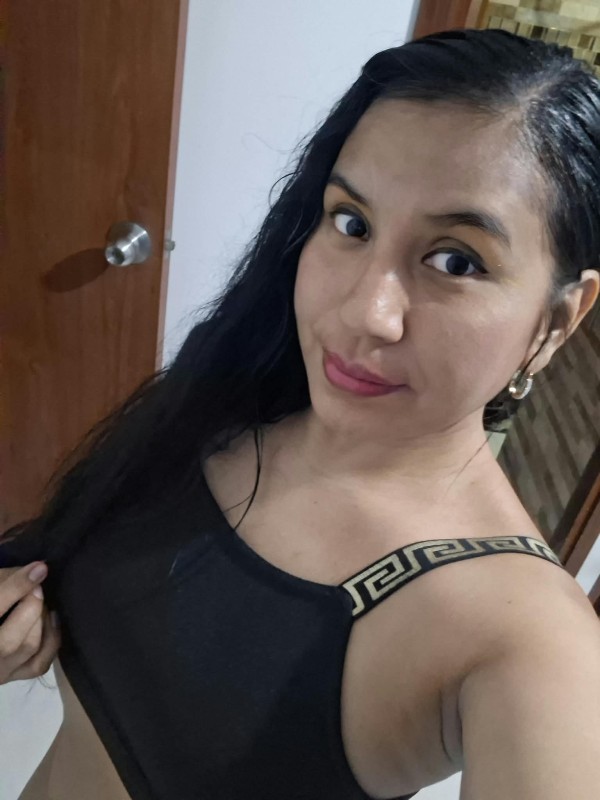 MARIA MUY CALIENTE RECIEN LLEGADA FOTOS SIN ENGAÑO
