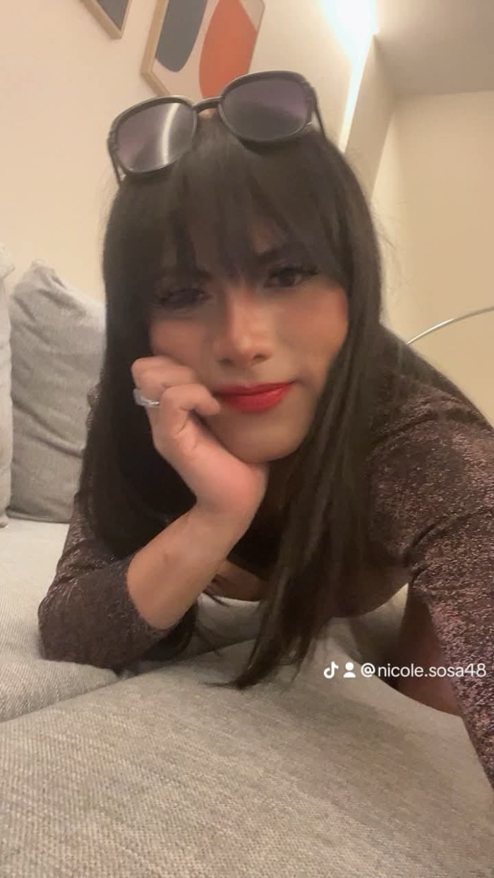 Trans latina recién llegada Usera amores soy warra y cachonda