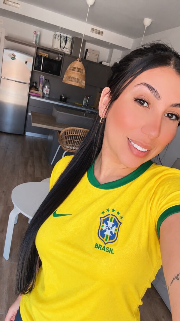 NOVIDAD RECIÉN LLEGADA TENGO PISÓ HAGO SALIDAS MEN