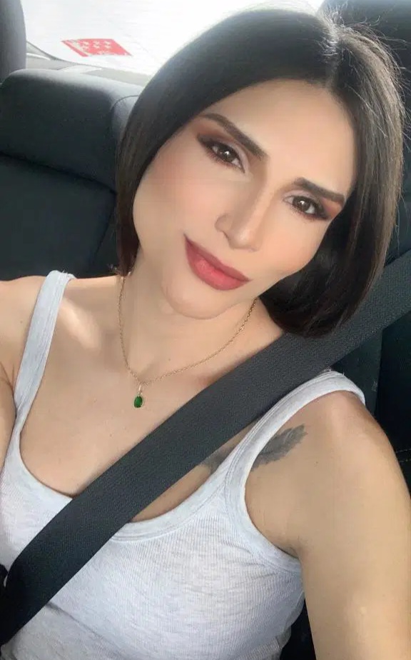 SOY LA DIOSA QUE BUSCAS A QUE ESPERAS,LLAMAME