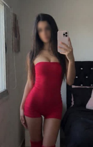 Jovencita cachonda y sensual