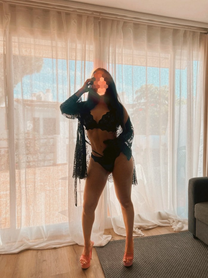 ANDREA UNA BELLEZA VENEZOLANA DE INFARTO