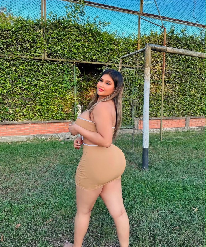 RICAS TETAS GRANDES Y MI CULOTE