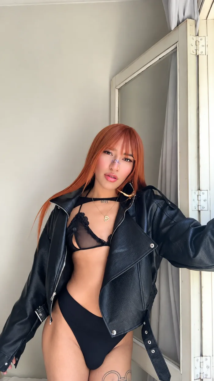 PELIRROJA, TRANS, ARDIENTE Y SIN FILTROS