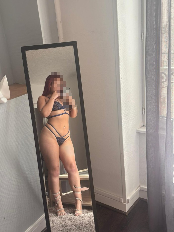 ALEXANDRA – ESPAÑOLA CON MUCHA ACTITUD EN LAVAP