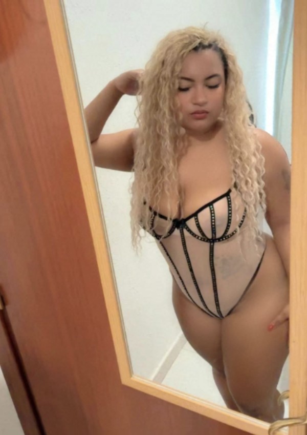 Caliente y sabrosa, con todo !!!!
