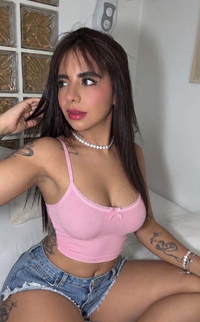 POR TORREMOLINOS – COLOMBIANA DE LUJO JUGUETONA Y MORBOSA
