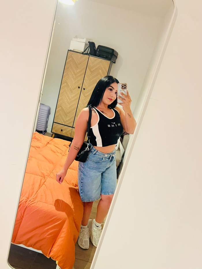 MUJER SENSUAL ARDIENTE DIOSA DEL SEXO