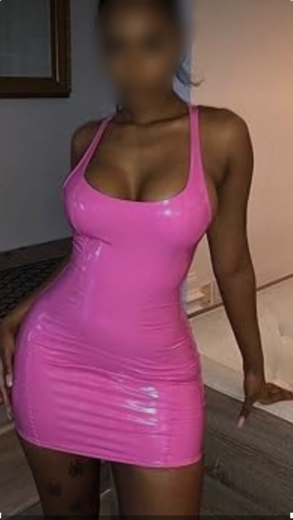 Karina hermosa latina en Torrelavega