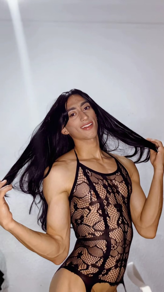 NUEVA TENTACIÓN CHICA TRANS ELEGANTE Y COMPLACIENT