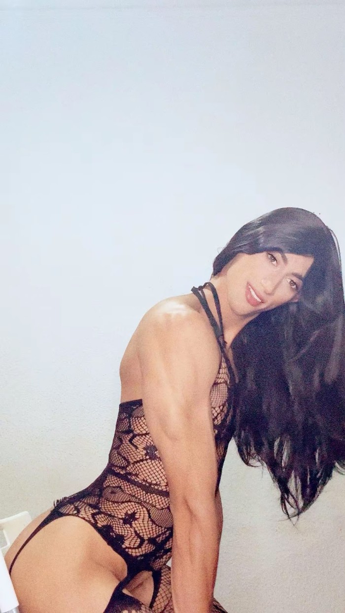 NUEVA TENTACIÓN CHICA TRANS ELEGANTE Y COMPLACIENT