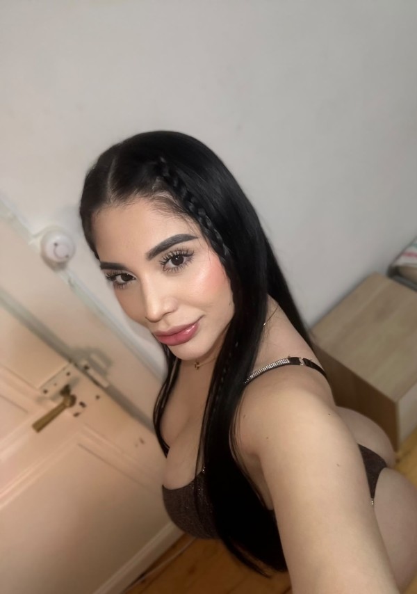 SOY MELISSA, COLOMBIANA CALUROSA Y RESERVADA