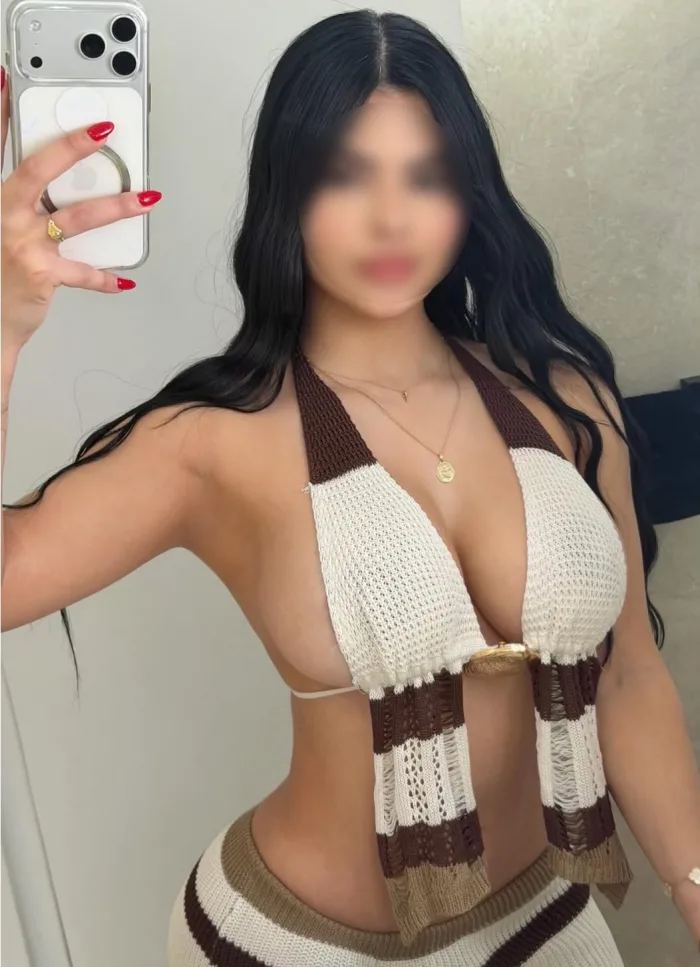 LATINA AUTÉNTICA QUE TE PUEDE SORPRENDER 632061496
