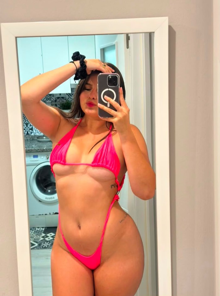 VENEZOLANA MORBOSA JOVENCITA TRAVIESA