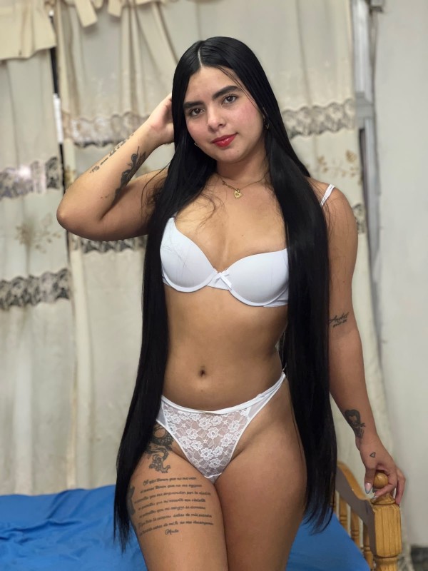 UNA PELI NEGRA MUY SENSUAL