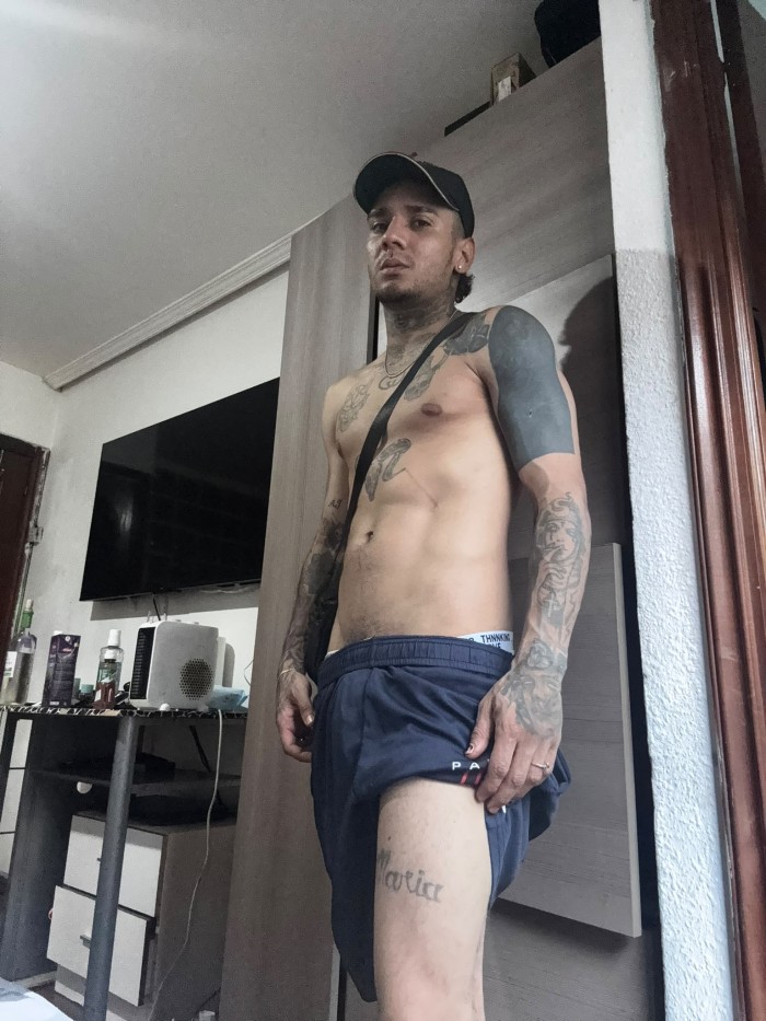 Chico de compañia