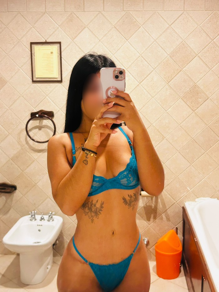 Mia chica asiática Tailandesa!! muy sexy fiestera cariñosa EN TORREMOLINOS